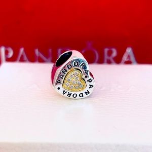 Authentic pandora heart ❤️ charm
